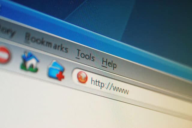 Absolute Links vs. Relative Links - SEO Value